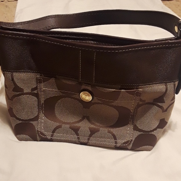 Authentic Coach Handbag - Picture 2 of 6